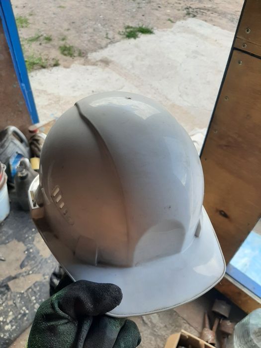 Строительная каска