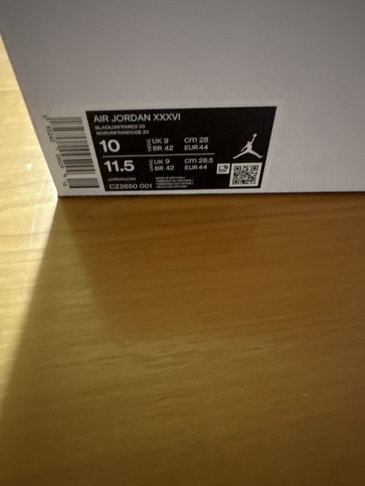 Air Jordan 36 ca noi, marimea 44