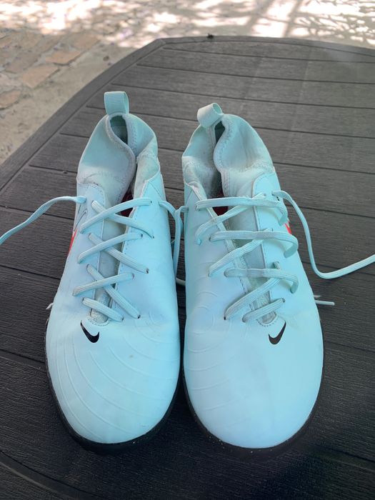 Стоножки Nike Phantom Luna