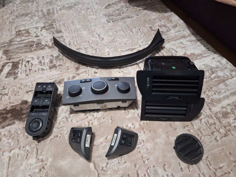 Tablou siguranta fata Opel