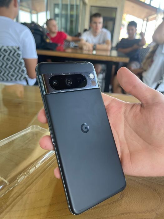 Google pixel 8 pro