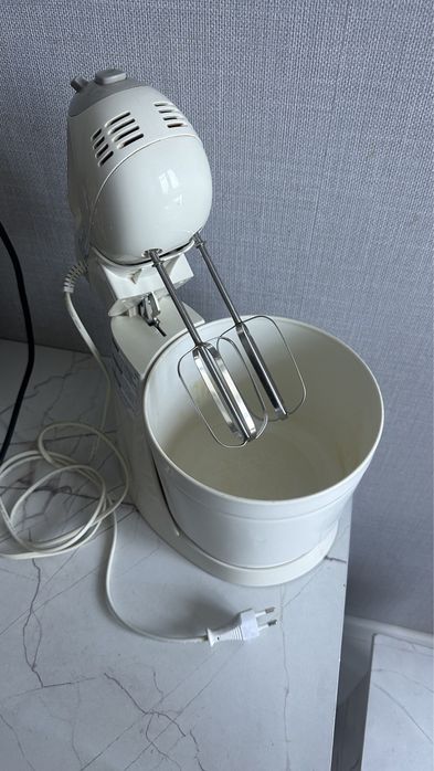 Продается миксер Panasonic MK-GB1
