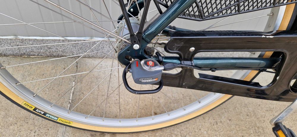 Дамски велосипед  MONARK колело със столче 28"