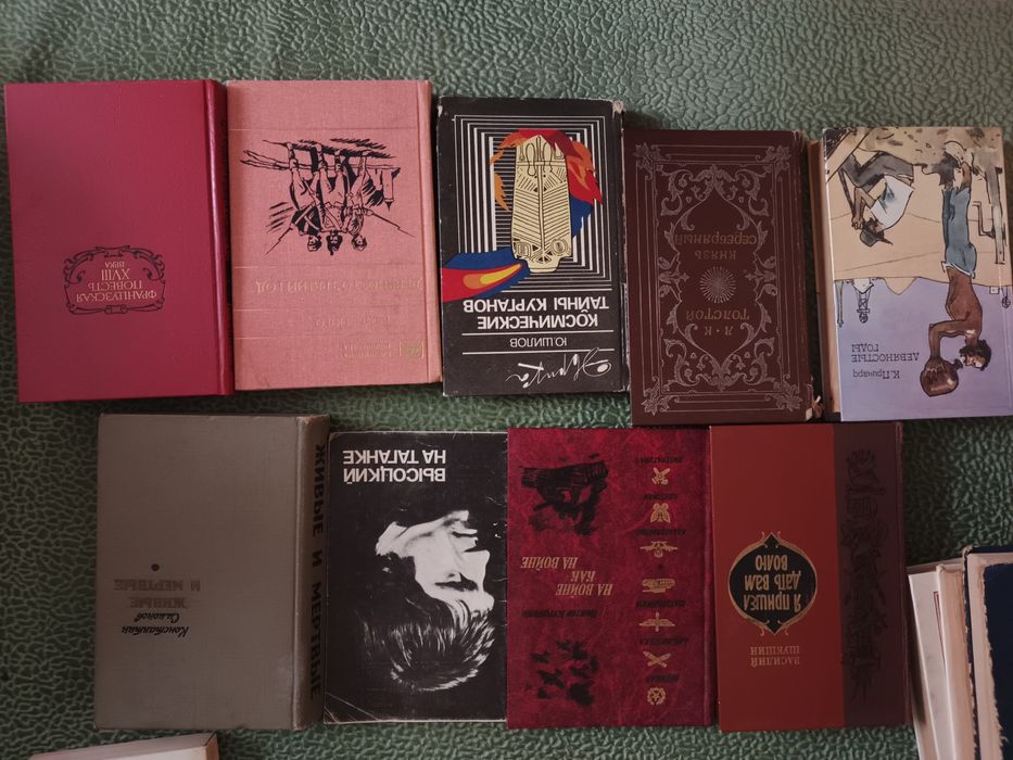 Срочно Продам книги любая по 500