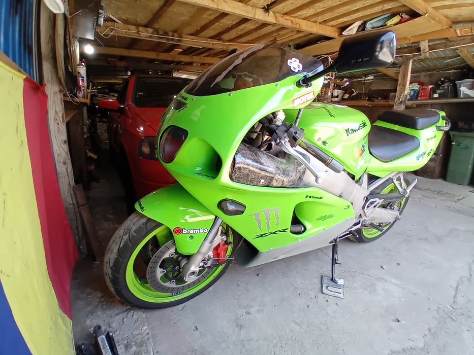 Kawasaki Ninja ZX7R