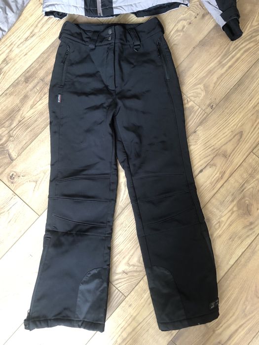 Горнолыжный костюм