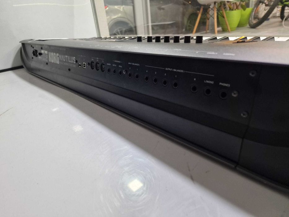 KoRG Nautilius 61 Clape