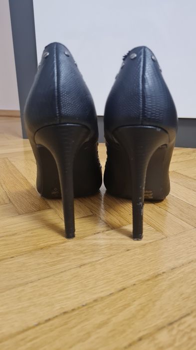 Pantofi cu tinte din piele naturala 35