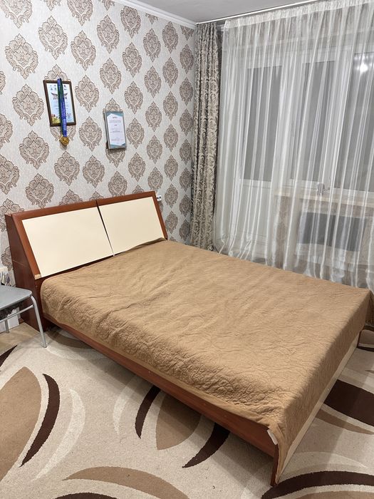 Отдам кровать и шкаф