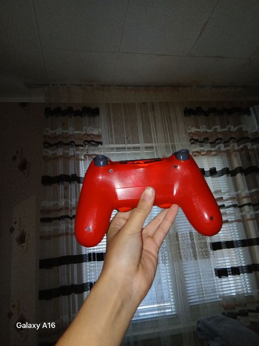 Джойстик за Ps4 като нов без проблеми