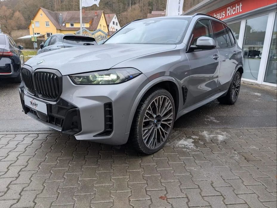 BMW X5 BMW X5 xDrive30d M Sport Plus 2024 · TVA deductibil · Se emite factura