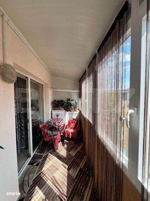 Apartament cu 3 camere, 2 bai, 67 mp, bloc cu lift, zona central Apahi — fotografia 3
