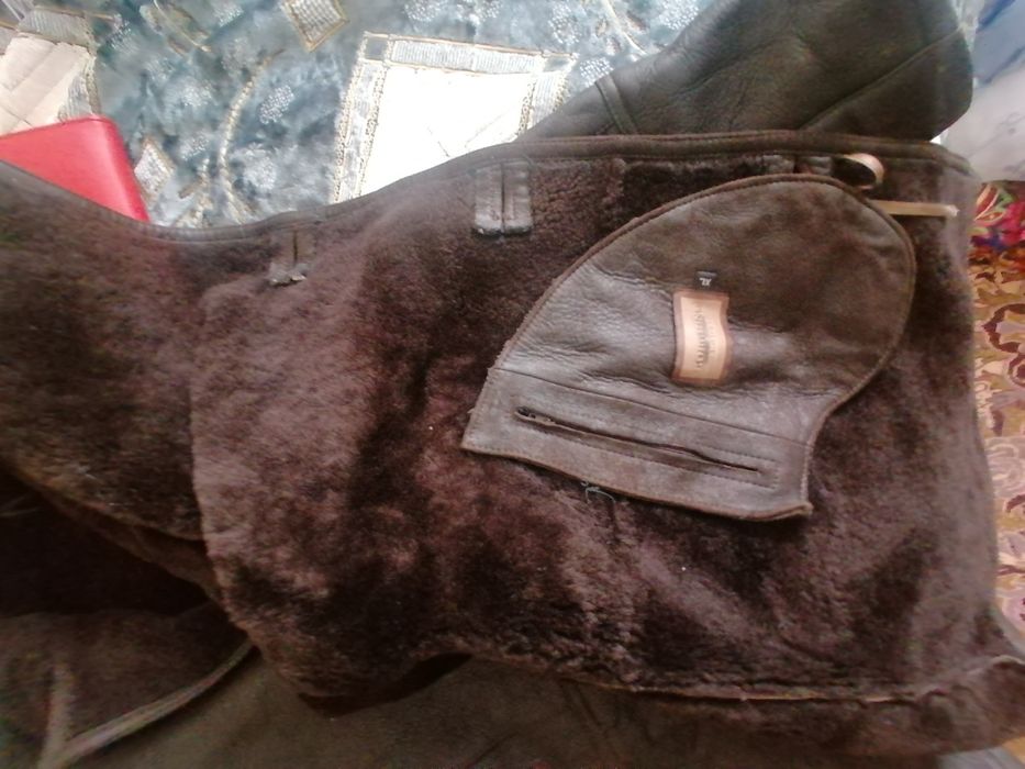 Продам  натуральный дублёнку новая