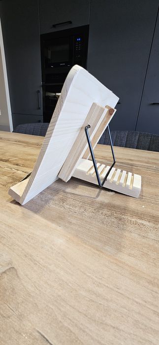 Дървена стойка за четене и рисуване