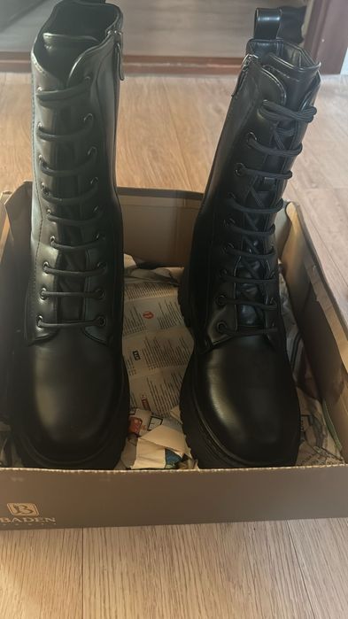 Зимние ботинки женские