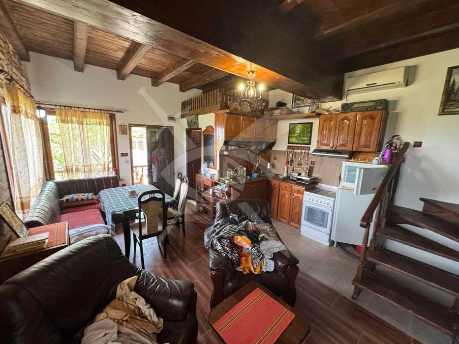 Две Вили - Айтос