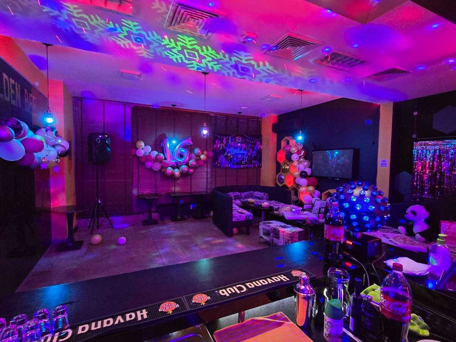 Зала за частни мероприятия Golden bee