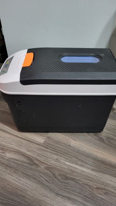 Продам автохолодильник