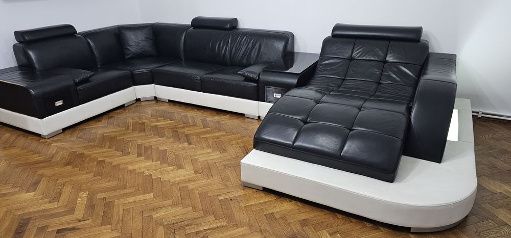 Vand coltar negru din piele