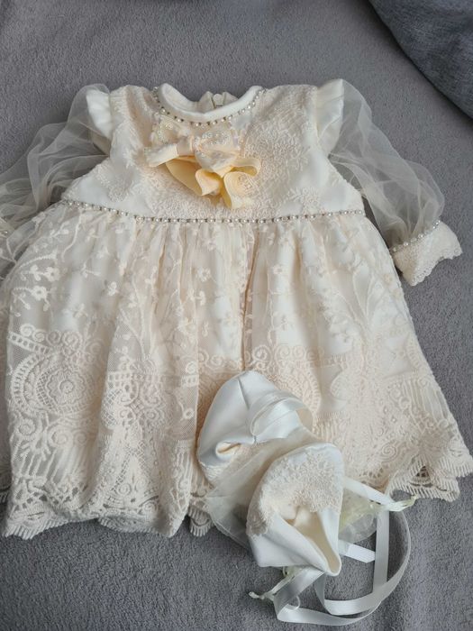 Set rochita si papucei botez