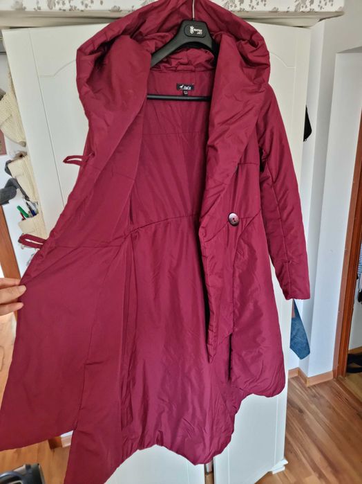 Асимитрично бутиково яке с качулка