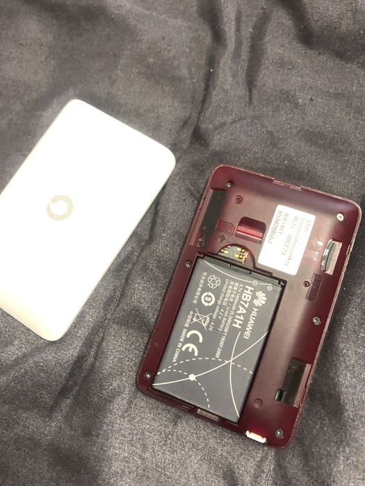 Router wifi portabil functioneaza ori ce cartela sim