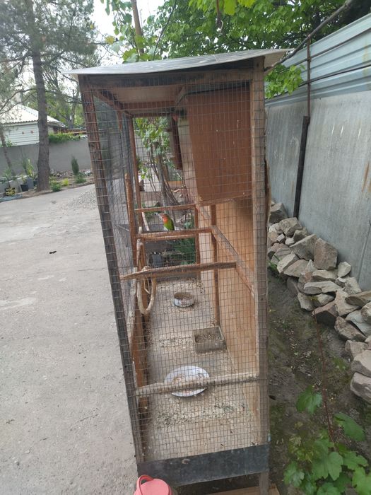 Большая клетка для попугайев