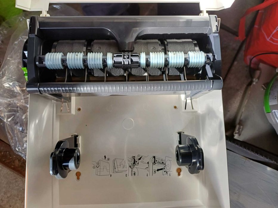 Dispenser hartie role