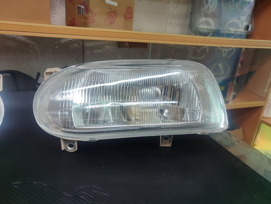 Фары на Фольксваген гольф 3