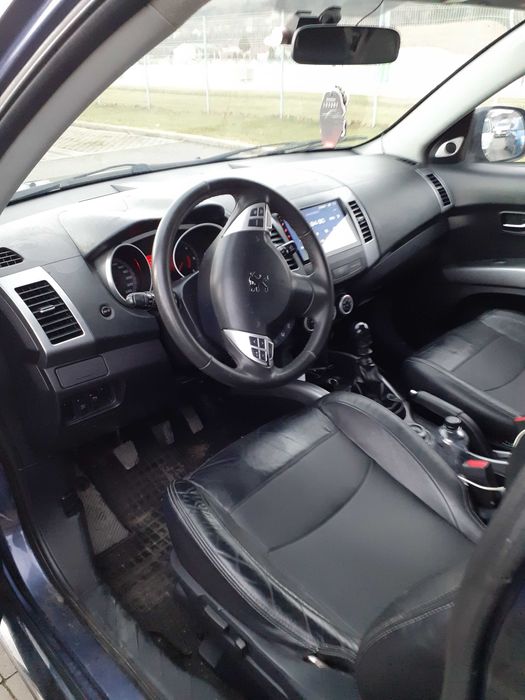 Peugeot 4007_2.2_manual