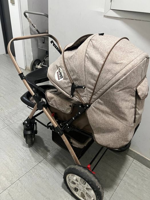 Коляска арзон. Эгасига пул жуда зарур бўлгани учун сотяпти