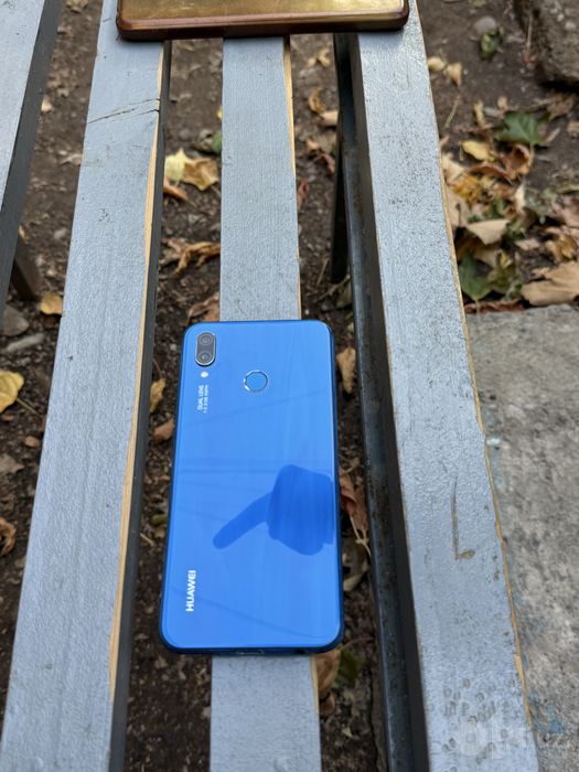 Huawei p20 . 4/64