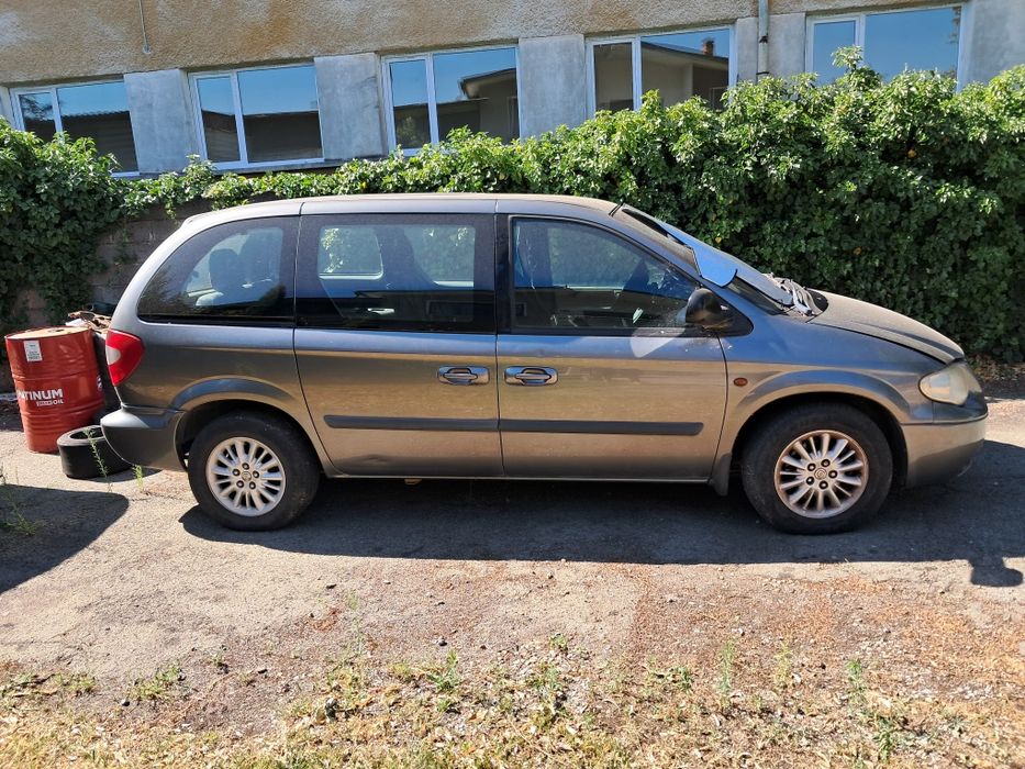Chrysler voyager на части