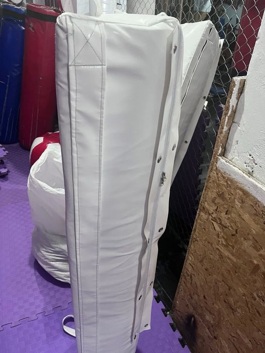 Ъгли възглавнициза боксов ринг