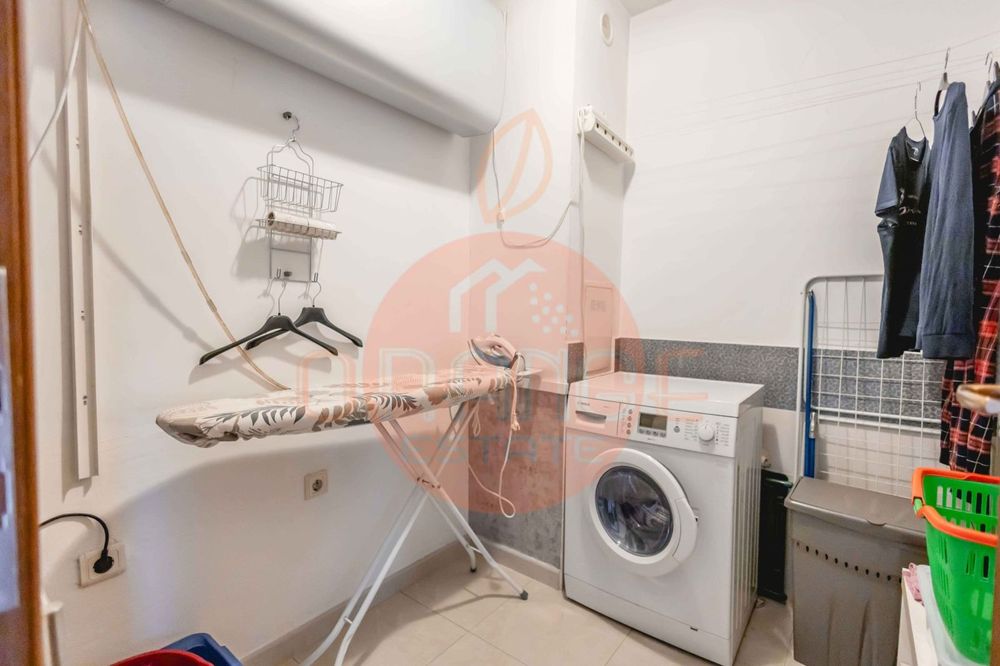 Продава се Четиристаен апартамент в София, Витоша - 140 кв.м за 1822 €/кв.м - Снимка #9