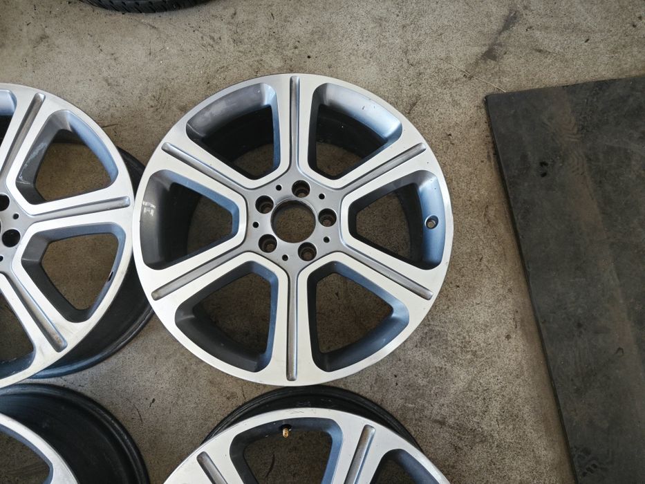 Jante originale Mercedes R19 in 2 lățimi