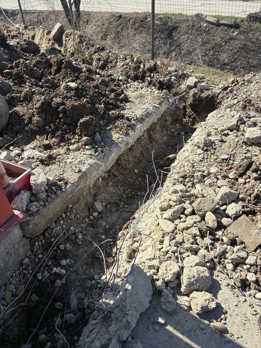 Miniexcavator inchirieri sapaturi