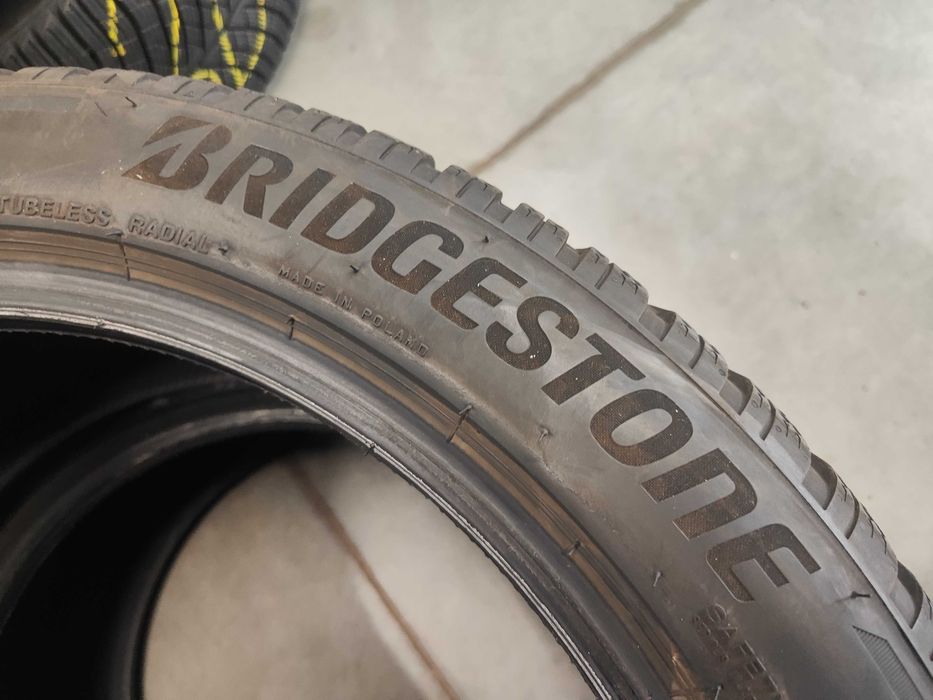 2бр.зимни гуми 265/40/20 Bridgestone