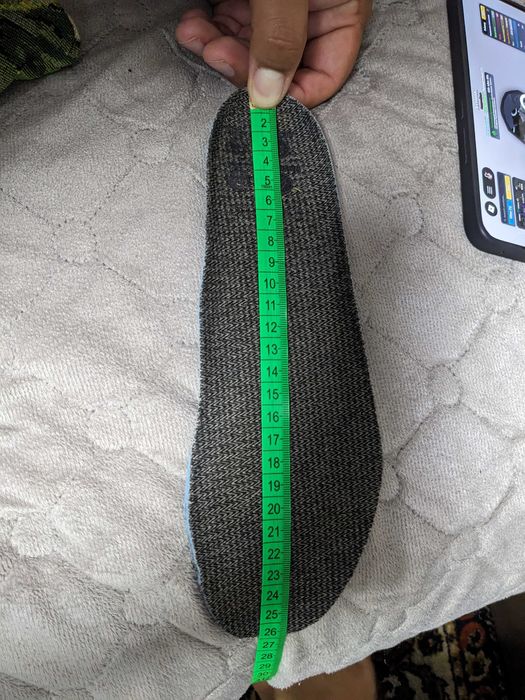 Кроссовки демисезонные