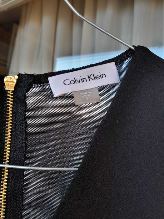 Налична до края на месеца Calvin Klein рокля нова с етикет оригинална