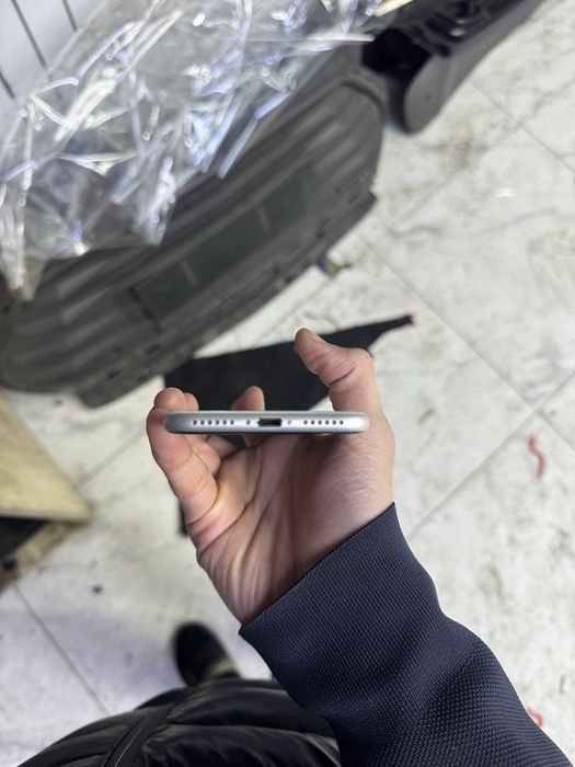 Iphone SE 2020 айфон SE 128