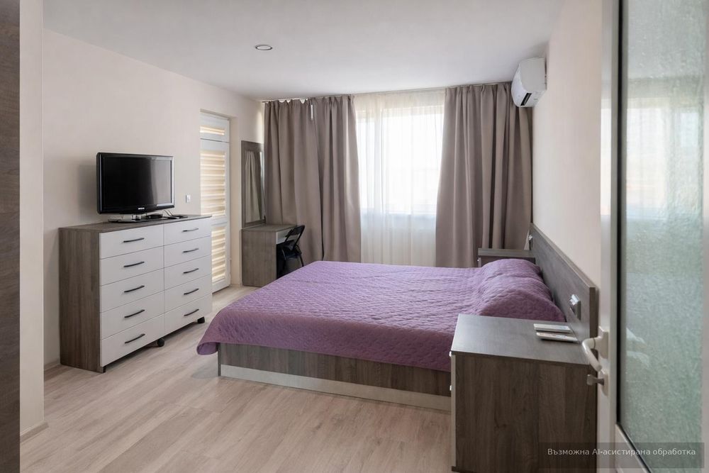 Дава се под наем Тристаен апартамент в Варна, Колхозен пазар - 96 кв.м за 750 € - Снимка #4
