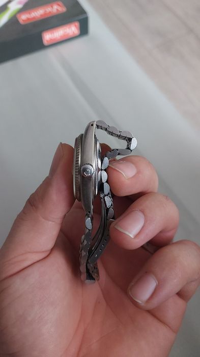 Часы самозаводные.