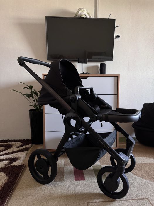 Продается детская коляска Anex Quant 2в1