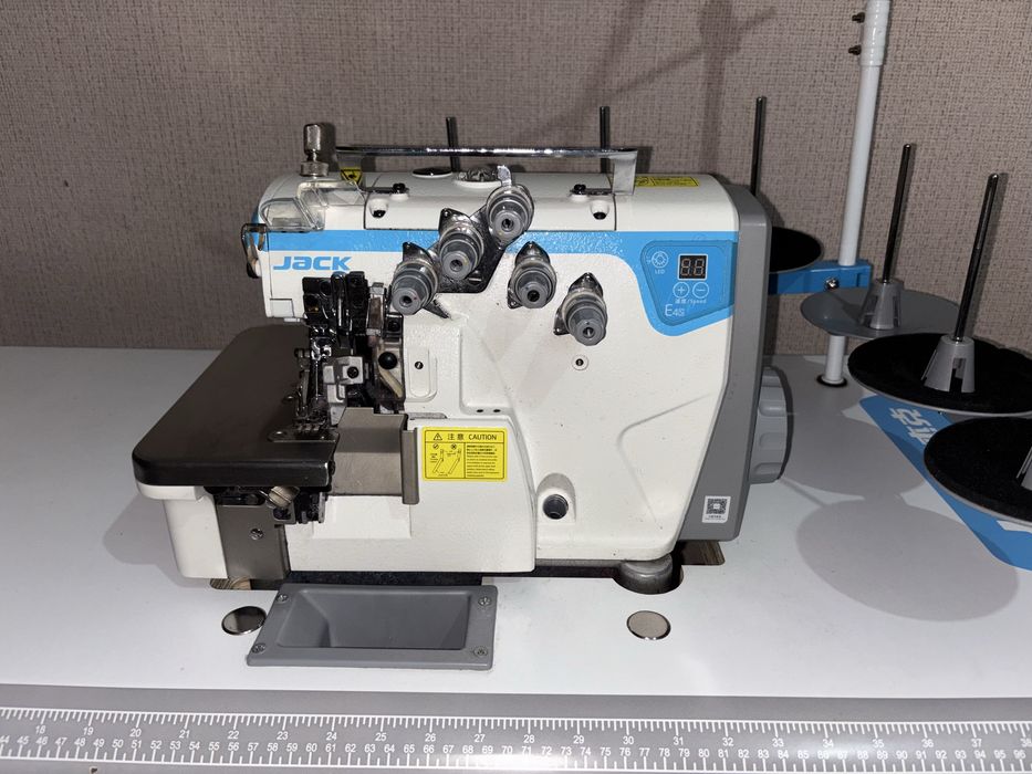 швейная машинка оверлок jack  JK-E4S-6-03/333