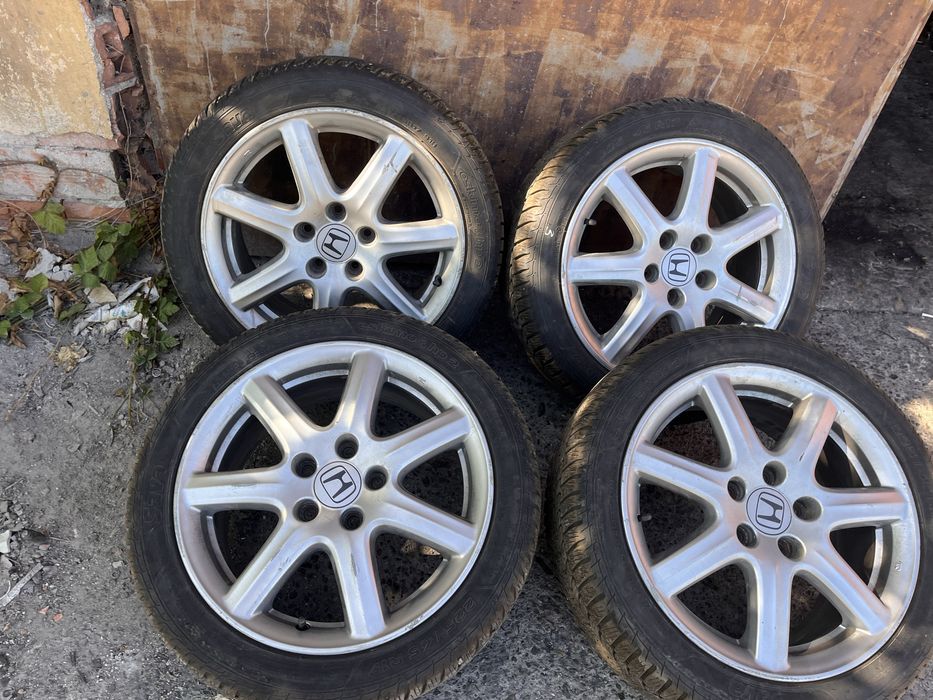 Honda Civic Джанти със зимни гуми