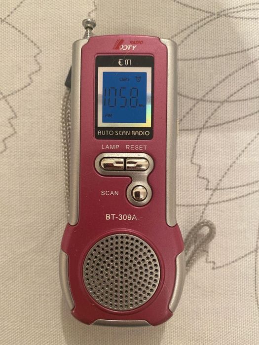 Продам радиоприемник