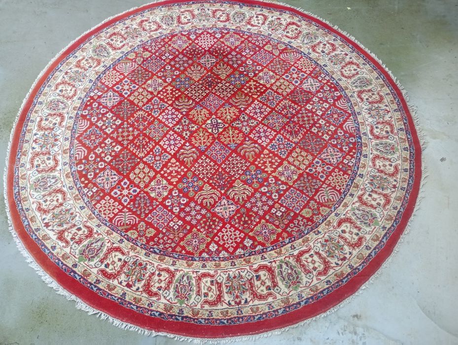 Истински персийски килими