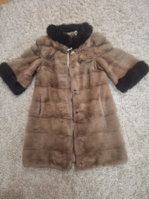 Продам норковую шубку