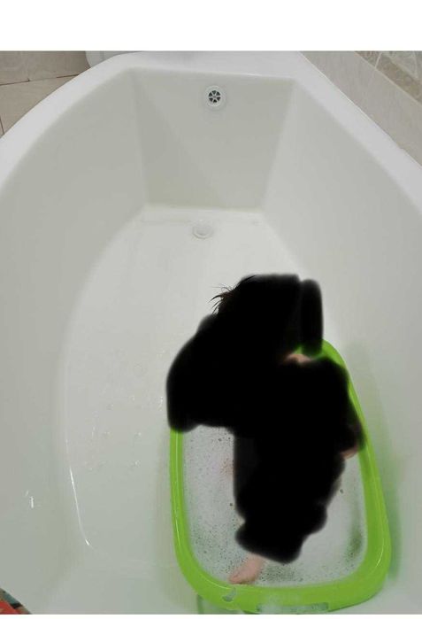 Ванна, унитаз, беде, раковина